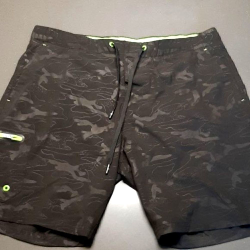 ZeroXposur Black with Lime Accent Color Swim Trunks